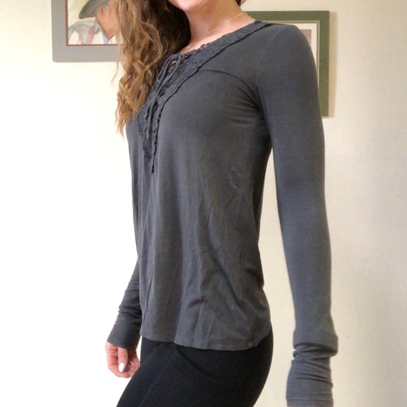American Eagle Outfitters Gray Long Sleeve Shirt XS - Picture 4 of 8